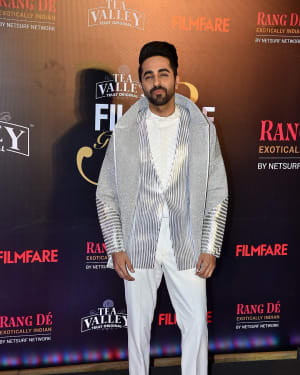 Photos: Red Carpet Of Filmfare Glamour and Style Awards 2019 | Picture 1626926