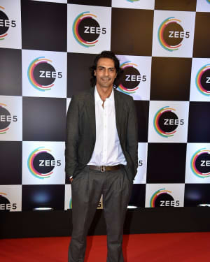 Arjun Rampal - Photos: Red Carpet Of 1 Year Anniversary Of Zee5 App