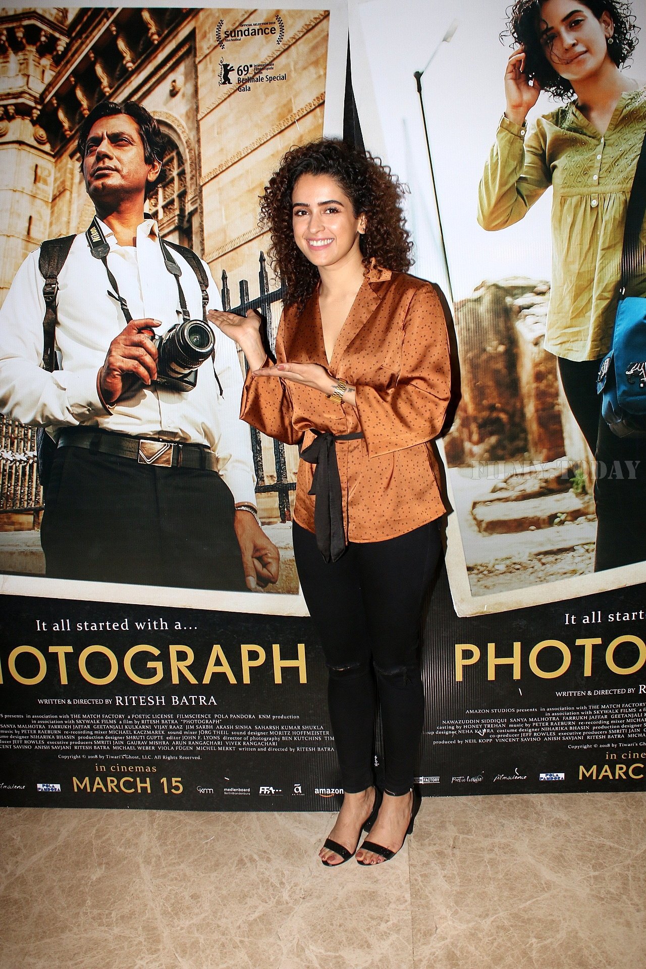 Sanya Malhotra - Photos: Trailer Launch of Film Photograph at The View | Picture 1627966