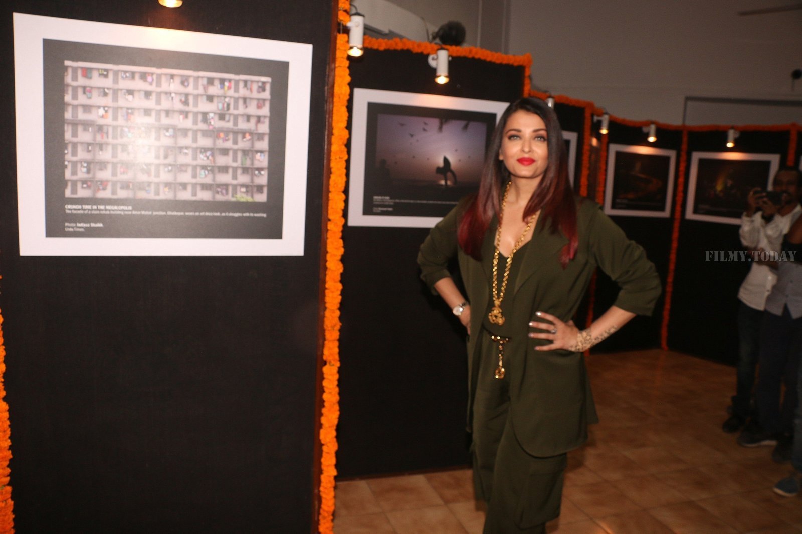 Photos: Aishwarya Rai Bachchan at the launch of Mumbai Moments Calendar | Picture 1623521