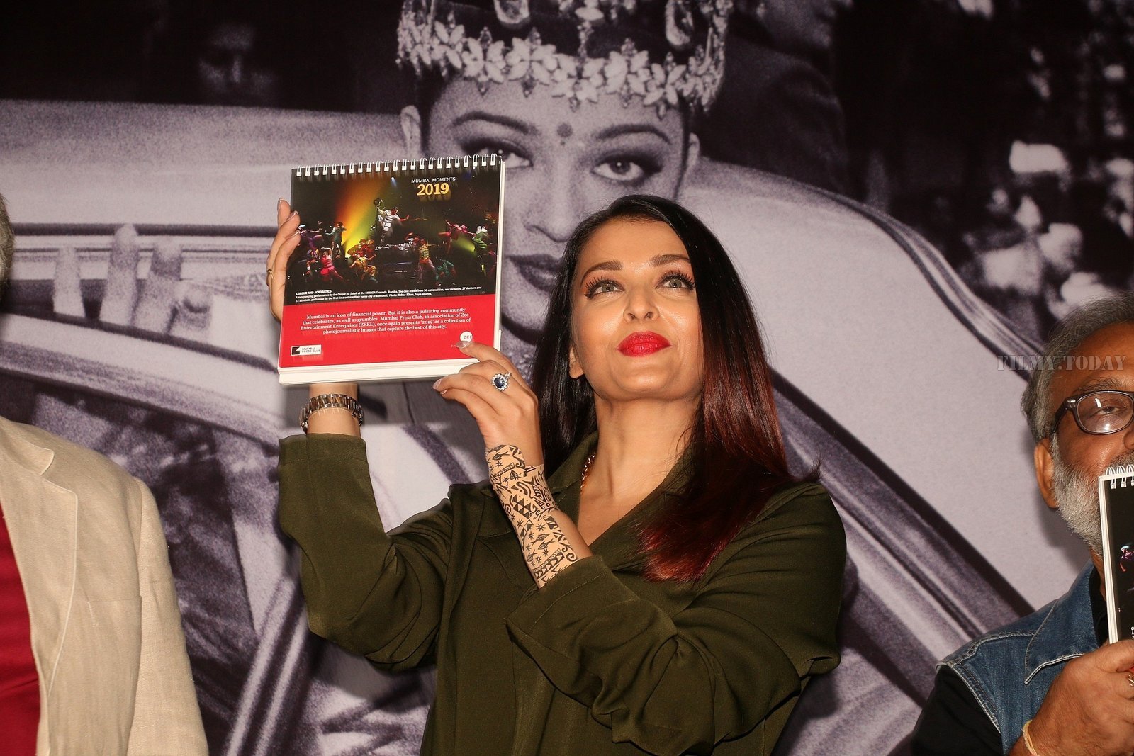 Photos: Aishwarya Rai Bachchan at the launch of Mumbai Moments Calendar | Picture 1623519