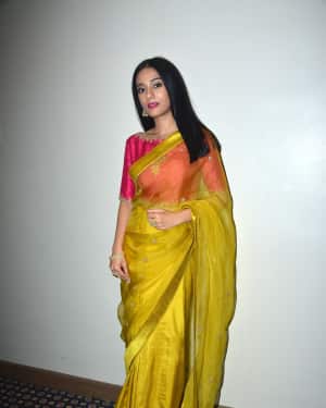 Photos: Amrita Rao During  Promotions Of Thakrey At Sun And Sand | Picture 1623263