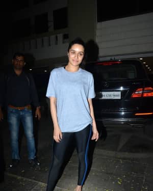 Photos: Shraddha Kapoor Spotted at Juhu | Picture 1623268