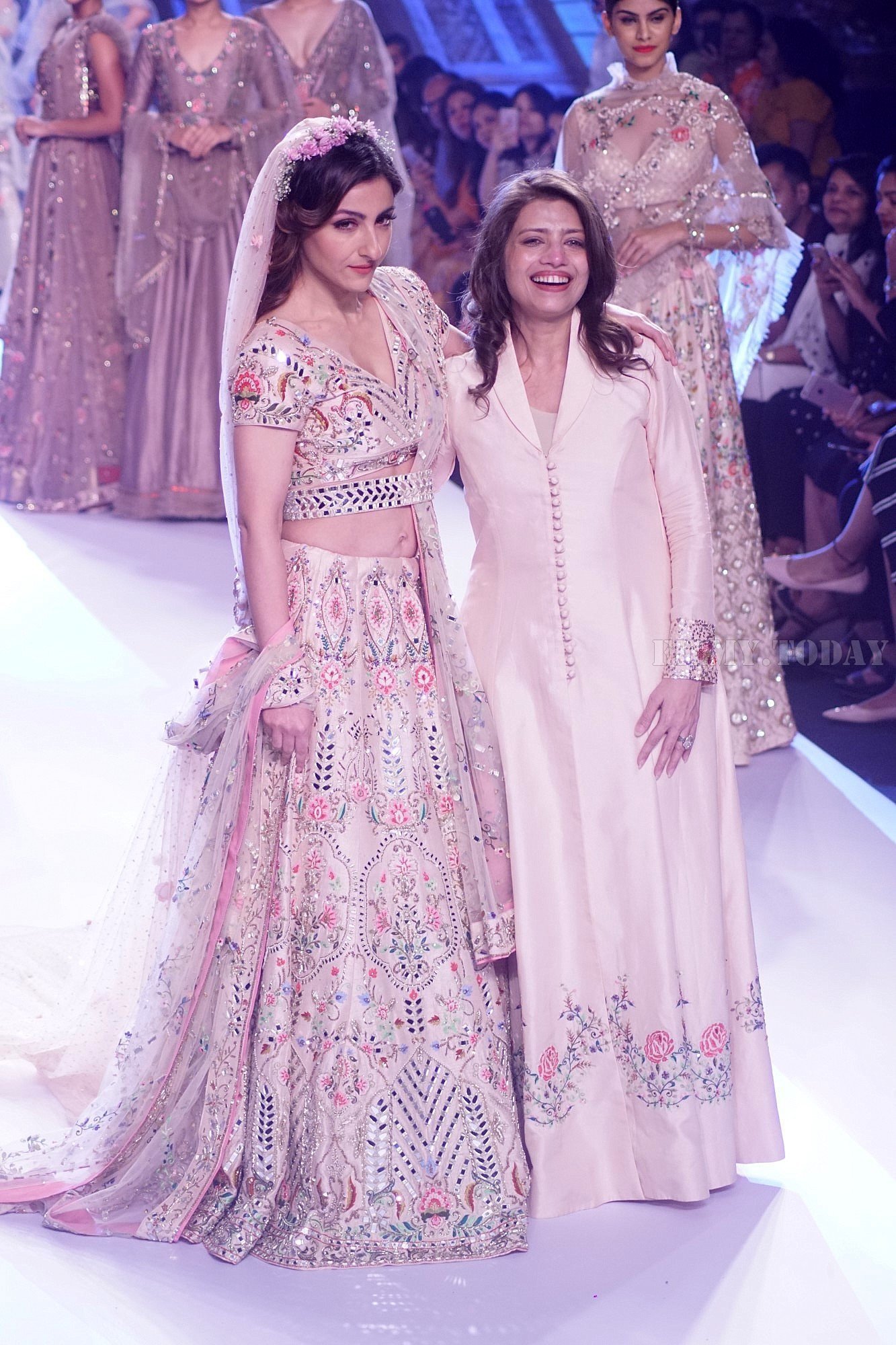 Photos: BTFW 2018 - Day 3 - Pallavi Goyal Show | Picture 1606448
