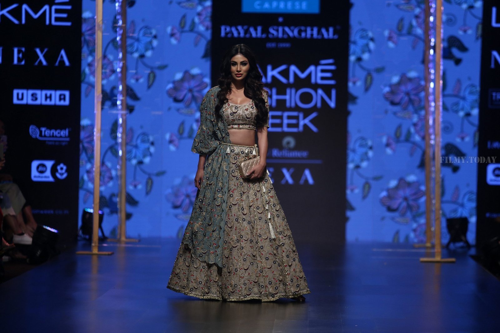 Mouni Roy - Payal Singhal Show - Lakme Fashion Week 2019 Day 3 | Picture 1623912