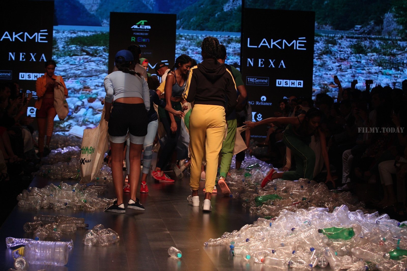 Narendra Kumar Show - Lakme Fashion Week 2019 | Picture 1624131