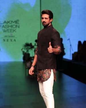 Saqib Saleem - Photos: Lakme Fashion Week 2019 Day 2