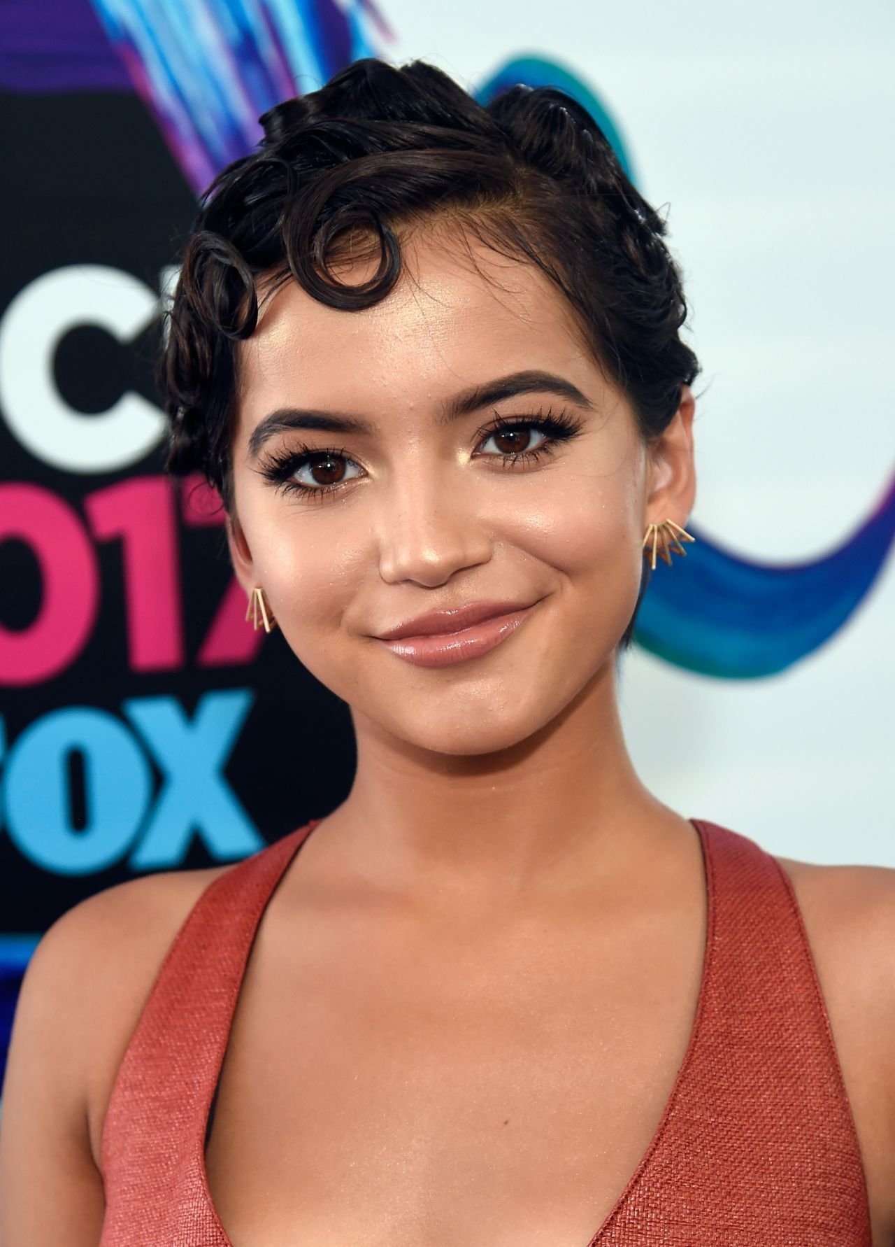 Isabela Moner - Teen Choice 2017 Awards in Los Angeles | Picture 1522816