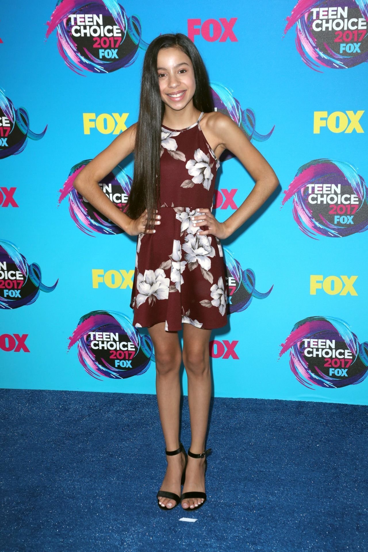 Izabella Alvarez - Teen Choice 2017 Awards in Los Angeles | Picture 1522777