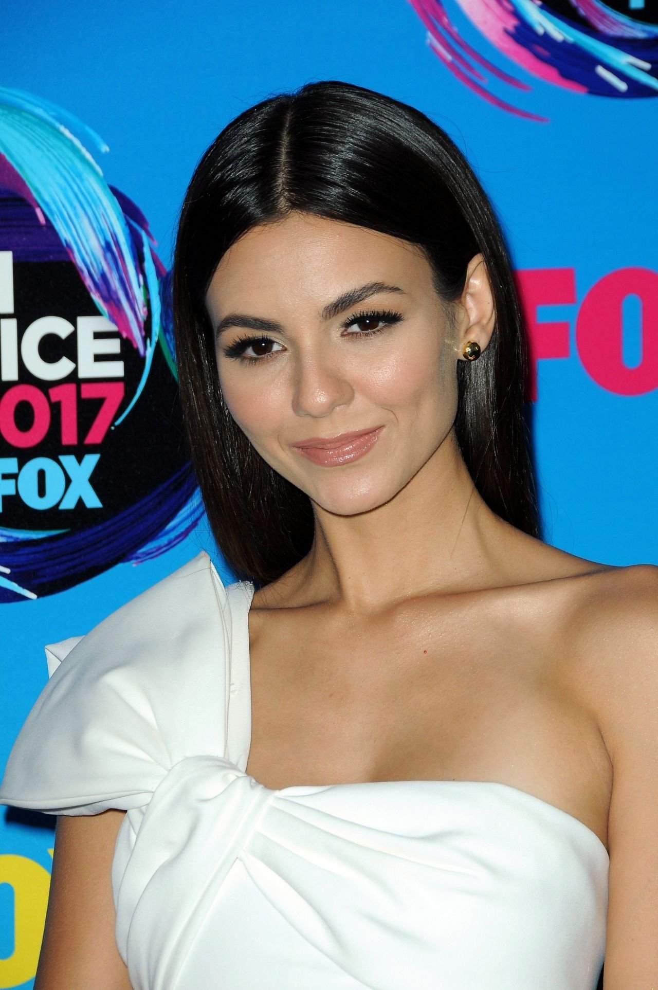 Victoria Justice - Teen Choice 2017 Awards in Los Angeles | Picture 1522867