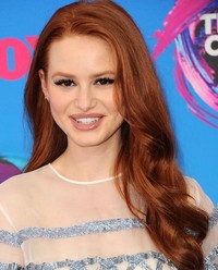 Madelaine Petsch - Teen Choice 2017 Awards in Los Angeles | Picture 1522943