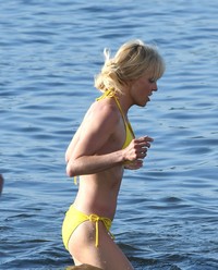 Anna Faris on the sets of 'Overboard' in Vancouver | Picture 1514327