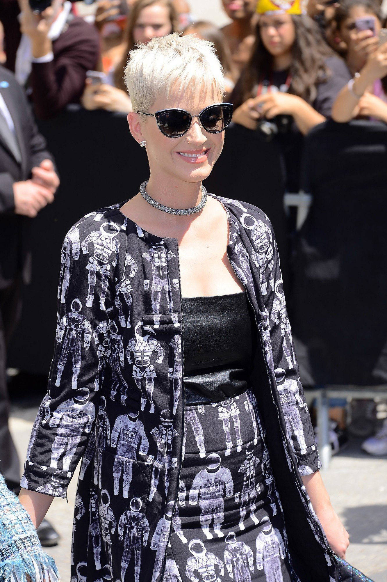Katy Perry - Chanel Show in Paris Fashion Week Haute Couture Fall/Winter 2017 | Picture 1514463
