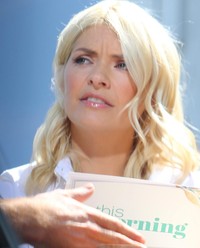 Holly Willoughby - Celebrities at the ITV Studios | Picture 1514967