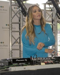 Lauren Pope attends The Summer Festival | Picture 1515985