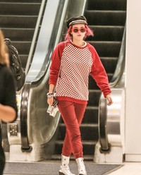 Bella Thorne at JFK Airport in New York City | Picture 1516371
