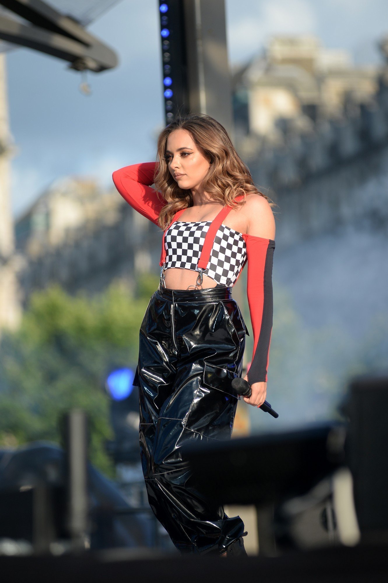 Jade Thirlwall - Little Mix perform at the Formula one Festival in Trafalgar Square | Picture 1517512