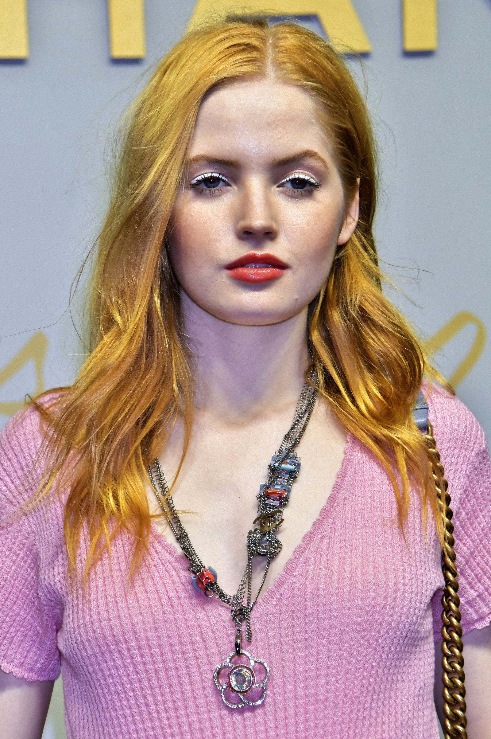 Ellie Bamber - CHANEL Métiers d'Art Fashion Show | Picture 1501757