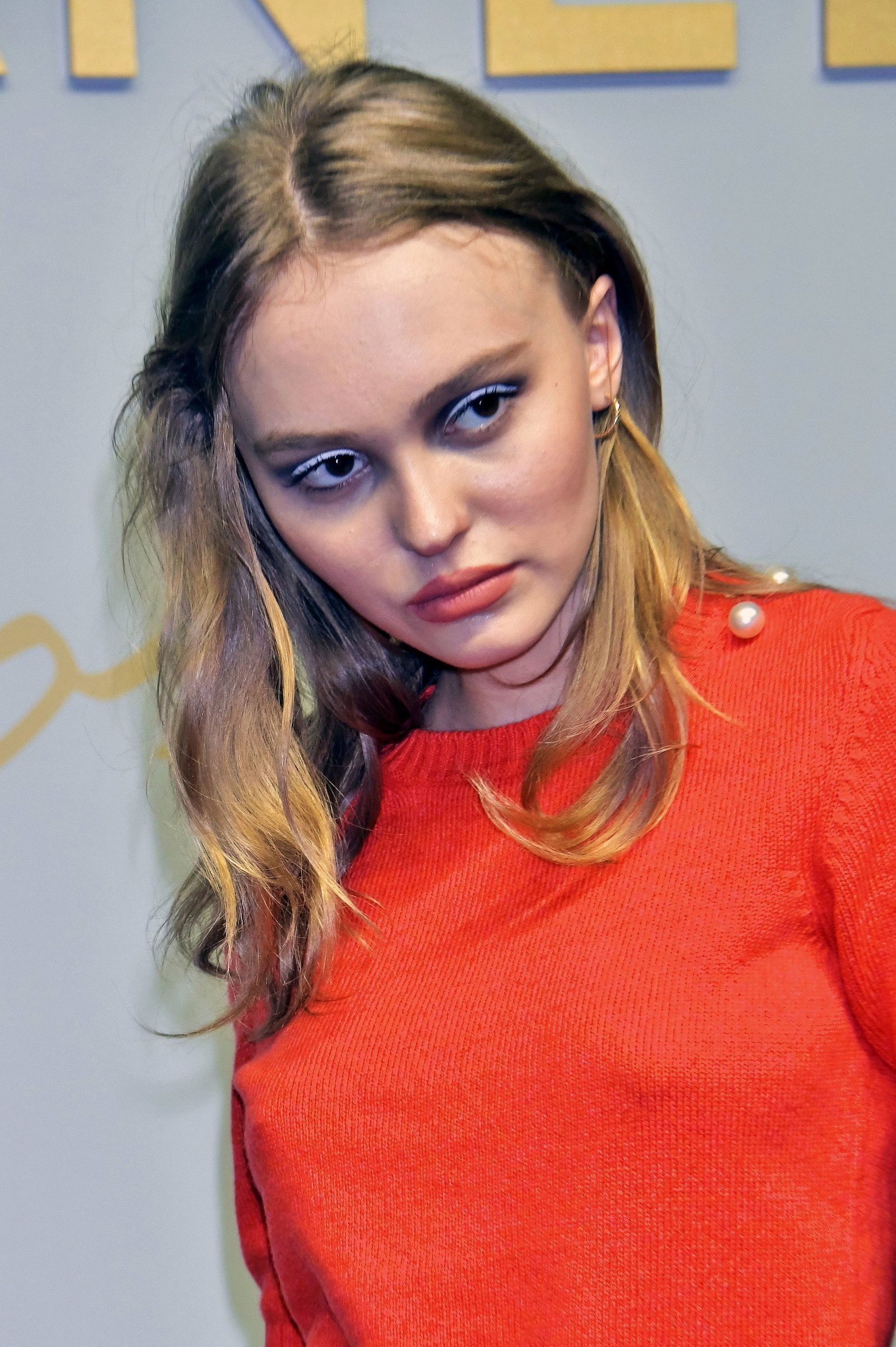 Lily-Rose Depp - CHANEL Métiers d'Art Fashion Show | Picture 1501761