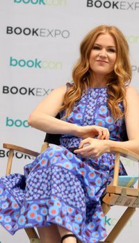 Isla Fisher - Celebrities attend the 2017 New York City Book Expo at Javits Center | Picture 1501888