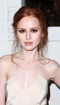 Madelaine Petsch - Prive Revaux Launch Event | Picture 1502025