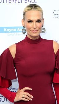 Molly Sims - 16th Annual Chrysalis Butterfly Ball - Arrivals