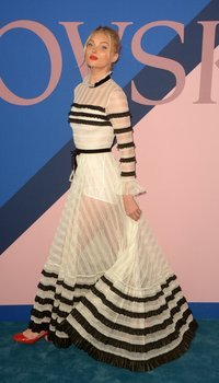 Elsa Hosk - 2017 CFDA Awards at Hammerstein Ballroom | Picture 1503513