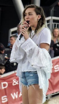 Miley Cyrus - One Love Manchester concert