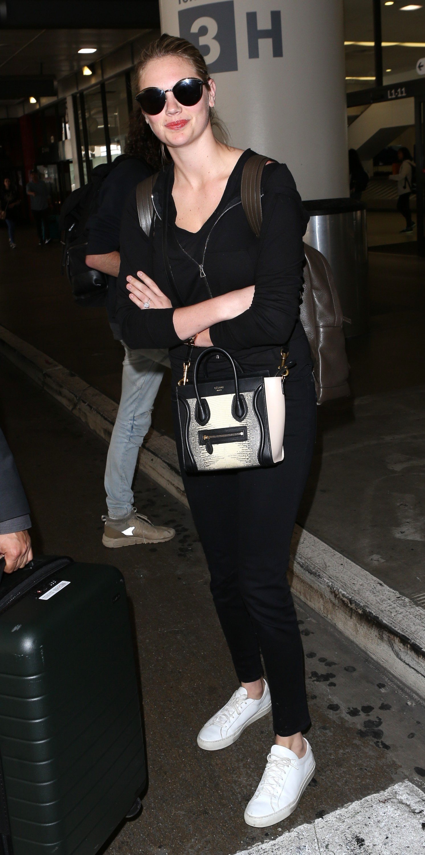 Kate Upton arrives at LAX | Picture 1503826