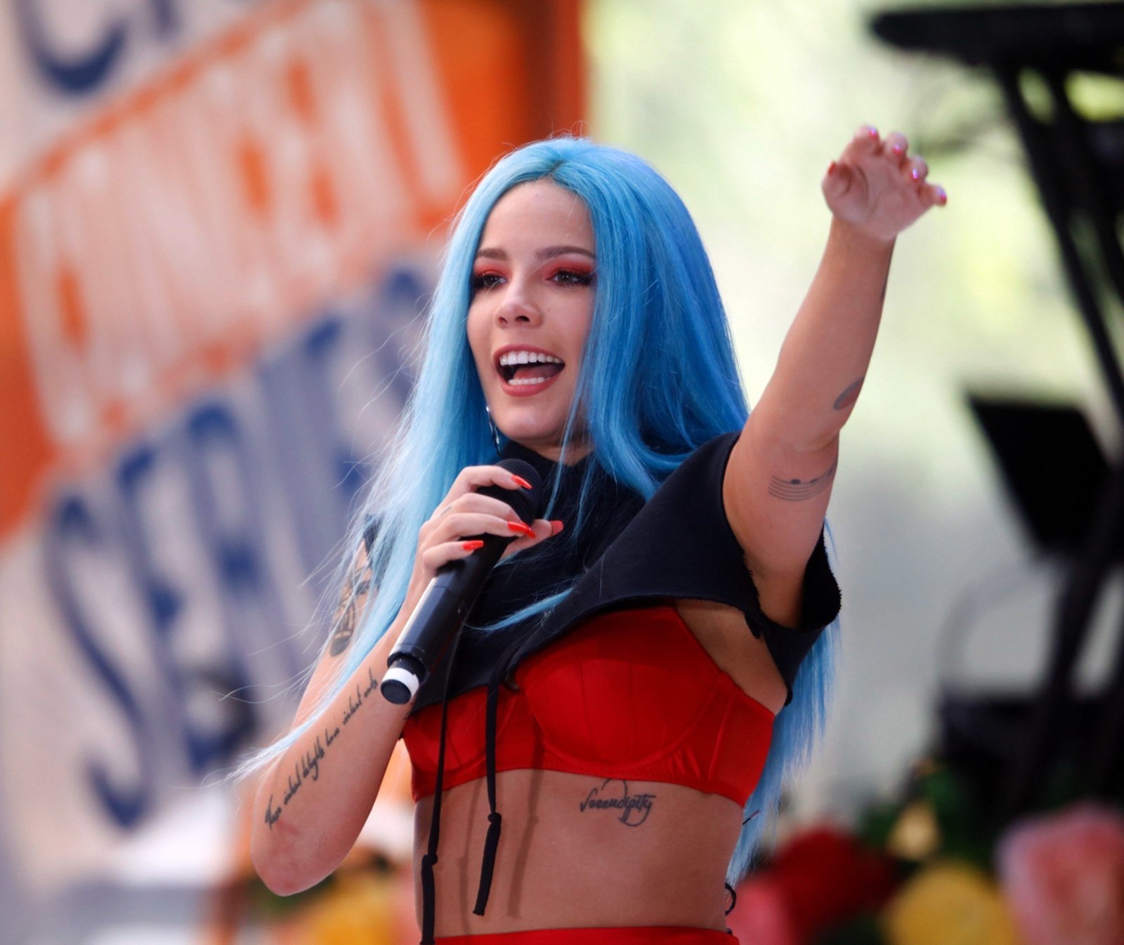 Halsey performing live on the 'Today' show | Picture 1505056