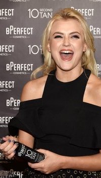 Lucy Fallon launches BPerfect Cosmetics | Picture 1505415