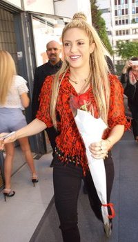 Shakira at NRJ Radio in Paris | Picture 1505486