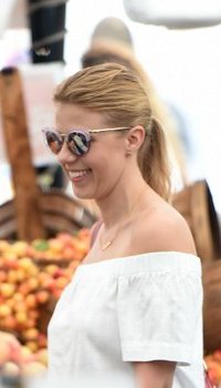 Jodie Sweetin goes to the Farmers Market | Picture 1505737