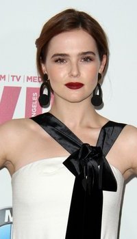 Zoey Deutch - Women In Film 2017 Crystal + Lucy Awards | Picture 1506572