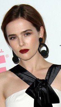 Zoey Deutch - Women In Film 2017 Crystal + Lucy Awards | Picture 1506569