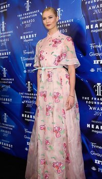 Karlie Kloss - 2017 Fragrance Foundation Awards