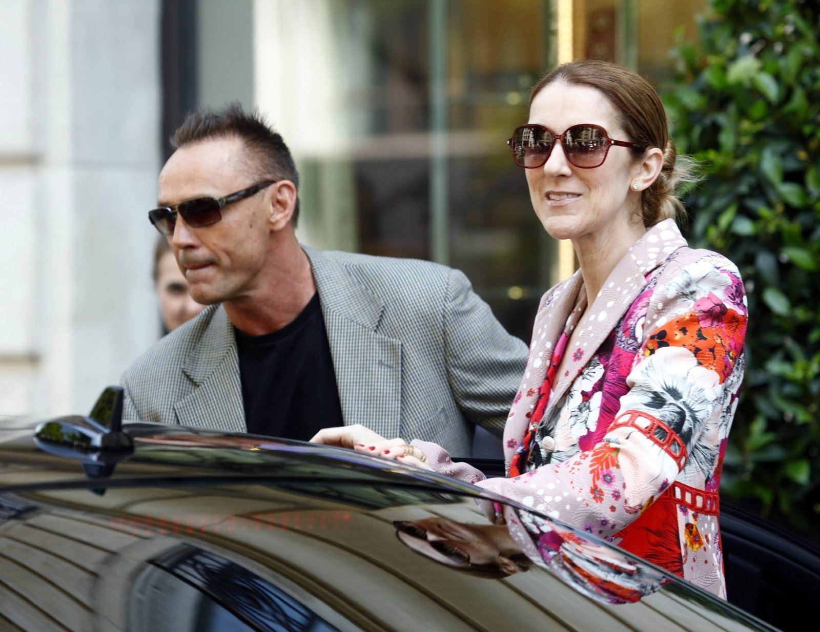 Celine Dion leaving her hotel in Paris | Picture 1506626