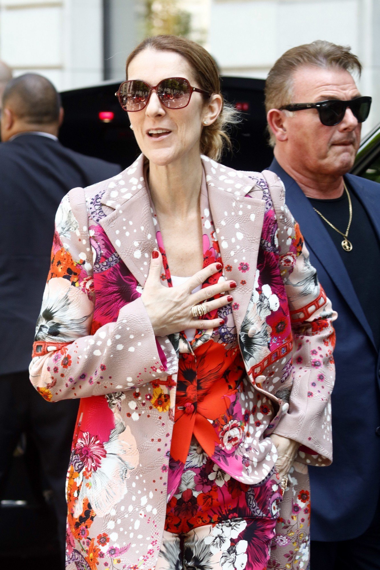 Celine Dion leaving her hotel in Paris | Picture 1506629