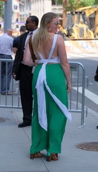 Iskra Lawrence at AOL Build | Picture 1507525