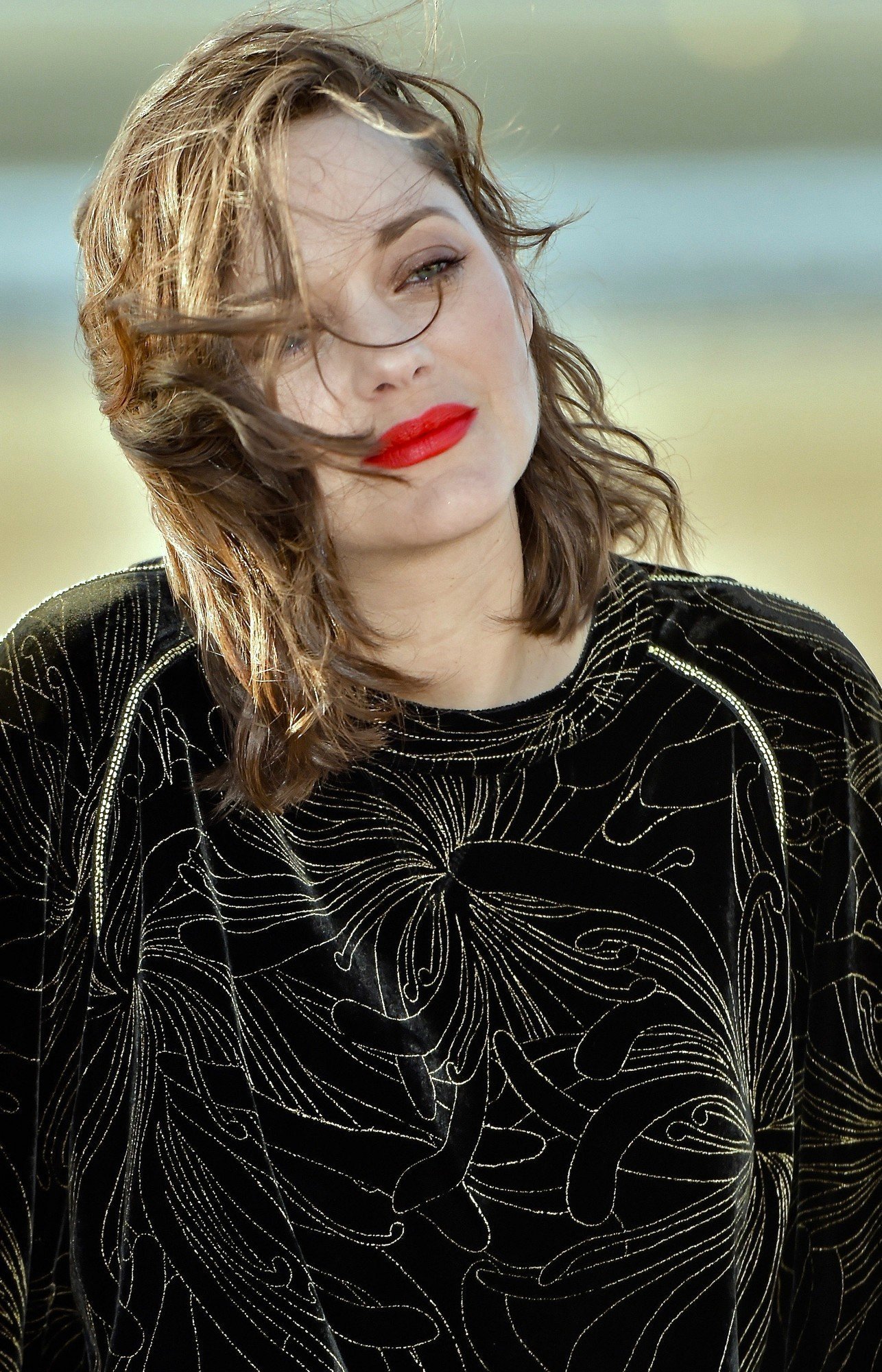 Marion Cotillard - Jury Photocall at 31st Cabourg Film Festival | Picture 1507271