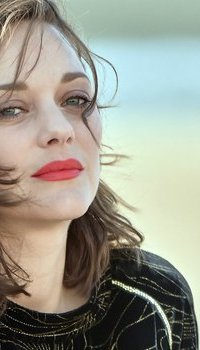 Marion Cotillard - Jury Photocall at 31st Cabourg Film Festival