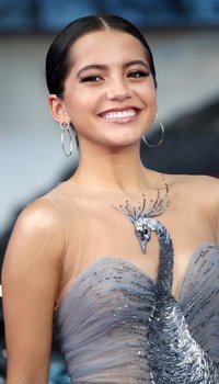 Isabela Moner - Transformers The Last Knight Global Premiere