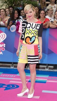 Carly Rae Jepsen - 2017 iHeartRadio Much Music Video Awards