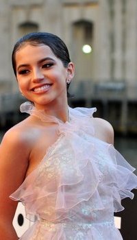 Isabela Moner - Premiere of Michael Bay's 'Transformers: The Last Knight'