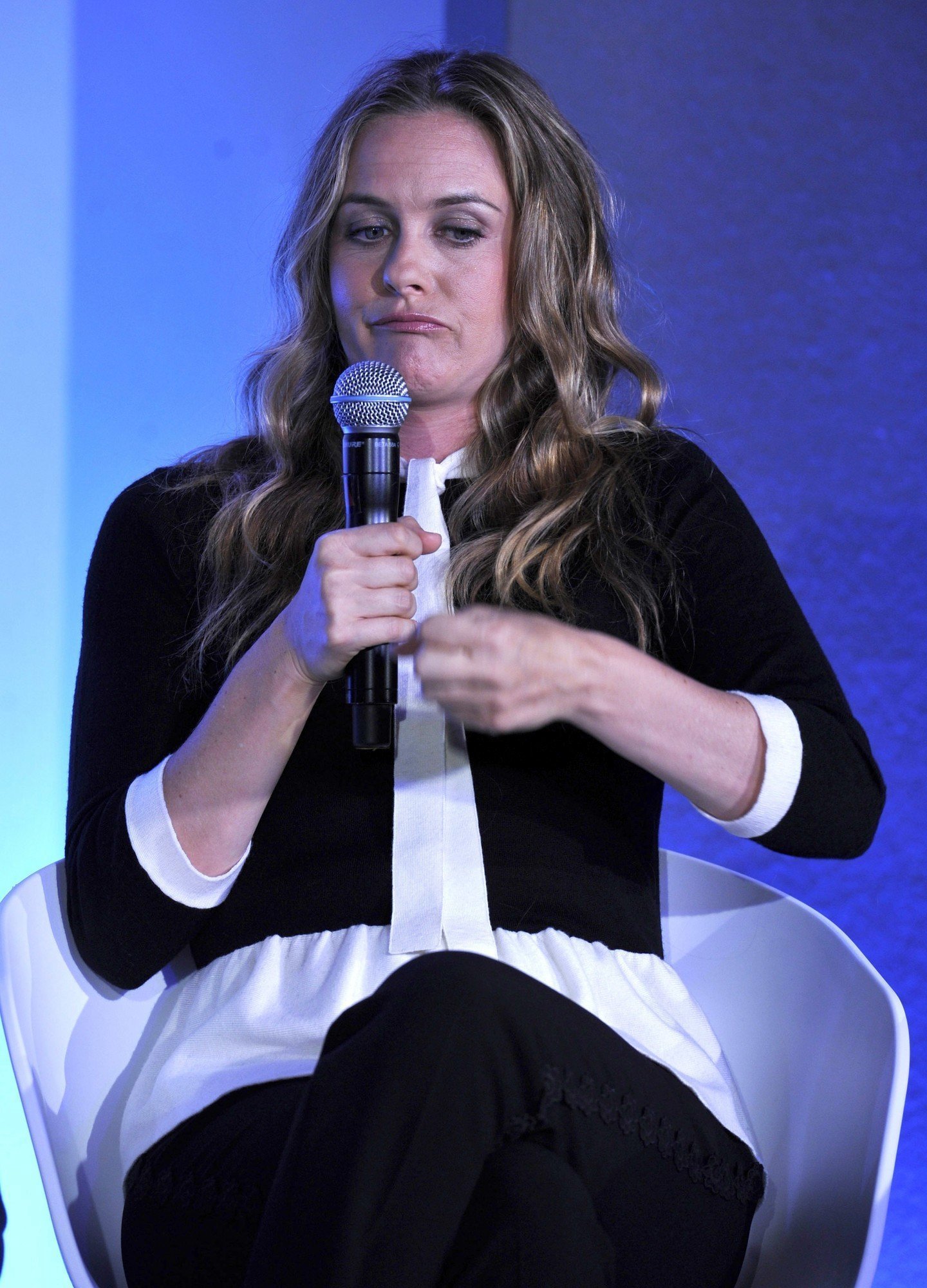 Alicia Silverstone - Cannes Lions Entertainment 2017 Press Conference | Picture 1509470