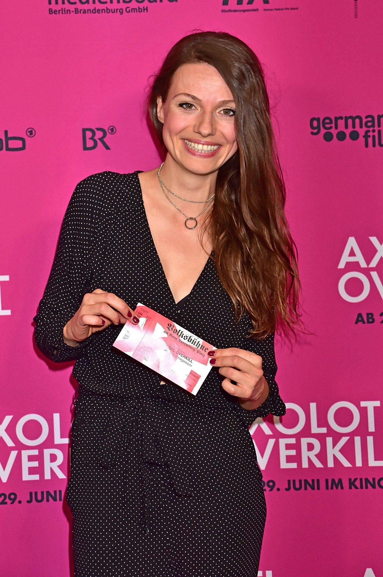 Julia Hartmann - Premiere Axolotl Overkill at Volksbühne | Picture 1509670