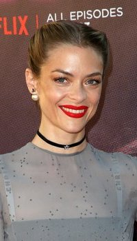 Jaime King - Premiere of Netflix's Series 'GLOW' | Picture 1509757