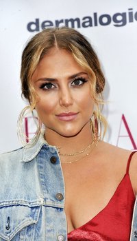 Cassie Scerbo - BELLA Los Angeles magazine summer issue cover launch party | Picture 1510370
