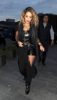 Rita Ora arrives at Battersea Heliport to catch a flight to Glastonbury | Picture 1510454