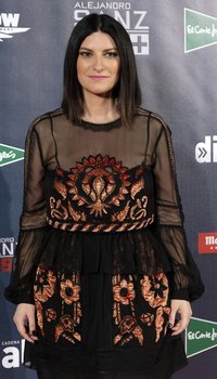 Laura Pausini - Celebrities attend 'Mas Es Mas'